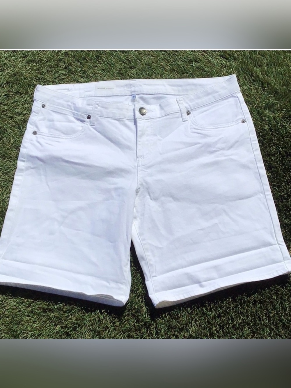Kut From The Kloth Catherine Boyfriend Shorts size 16